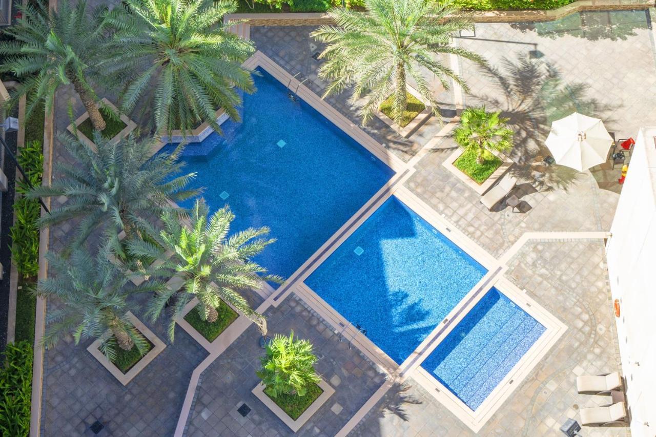 Chic 2Br Apartment, Prime Location Near Dubai Mall - Allsopp&Allsopp Dış mekan fotoğraf
